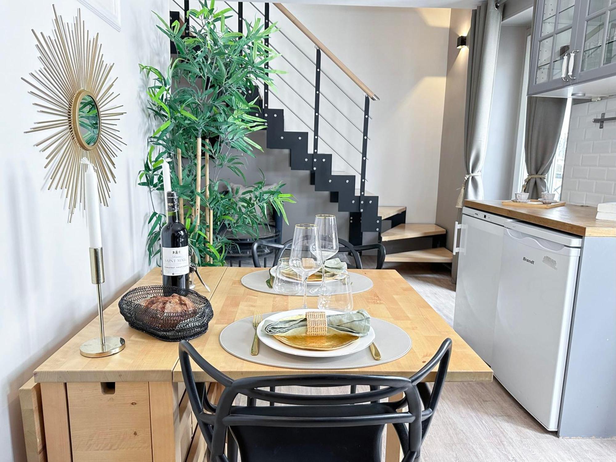 Stylish & Chic Duplex Near Eiffel Tower Apartment Paris Exterior foto